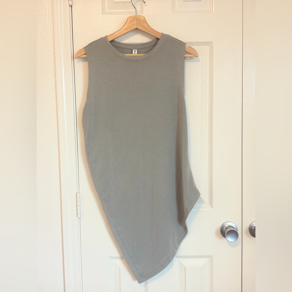 Athleta Gray Asymmetrical Tank Top